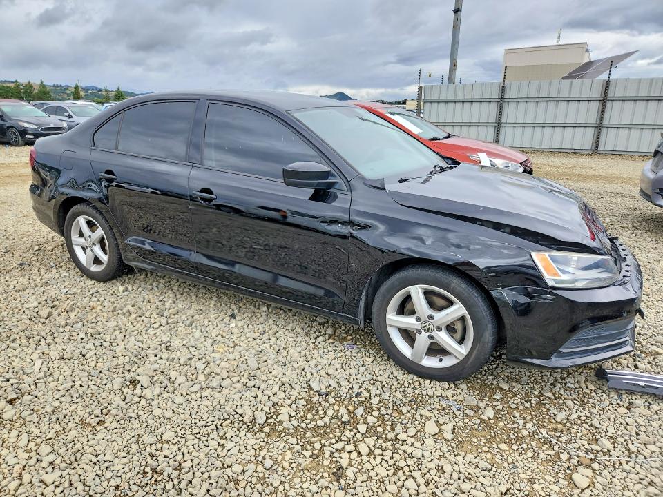 50390716 :رقم المزاد ، 3VW267AJ5GM377032 vin ، 2016 Volkswagen Jetta مزاد بيع