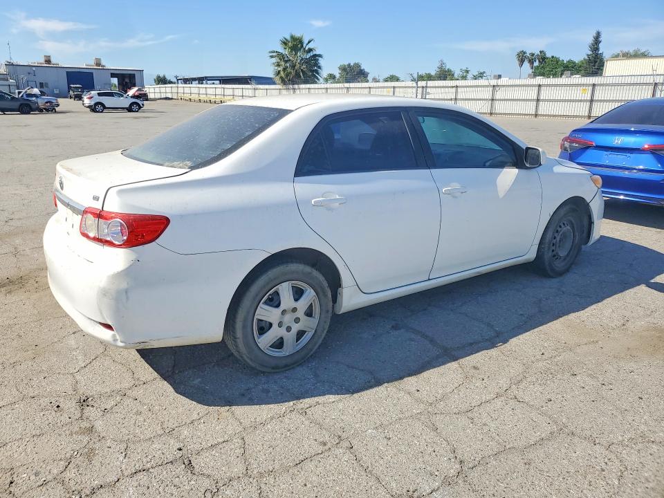 2011 Toyota Corolla მანქანა იყიდება აუქციონზე, vin: 2T1BU4EE0BC566936, აუქციონის ნომერი: 47847556