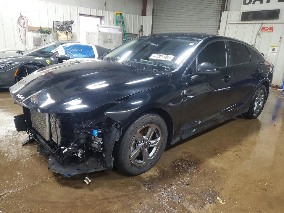 47209386 :رقم المزاد ، 5XXG14J29NG105824 vin ، 2022 Kia K5 مزاد بيع