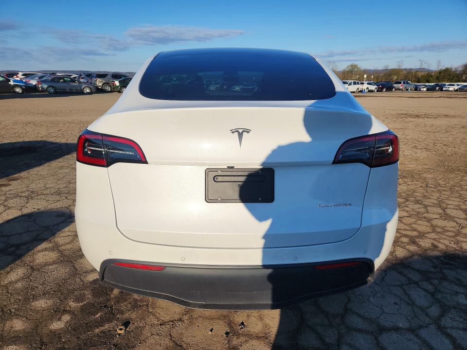 48444706 :رقم المزاد ، 7SAYGDEE0NF459132 vin ، 2022 Tesla Model Y مزاد بيع