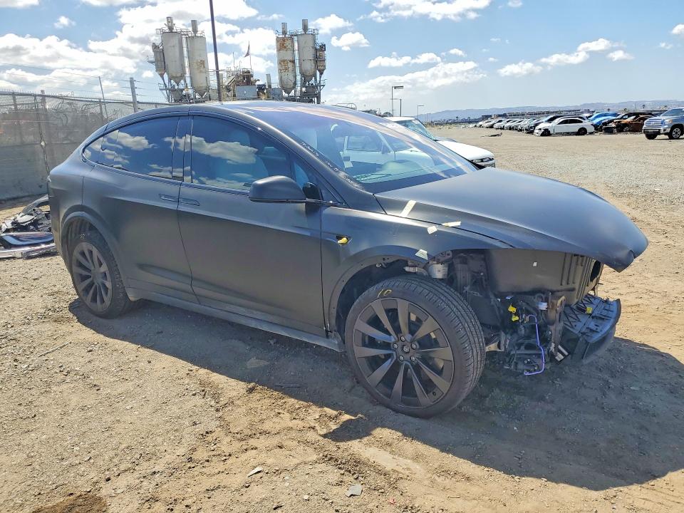 49504856 :رقم المزاد ، 7SAXCBE65NF350346 vin ، 2022 Tesla Model X مزاد بيع