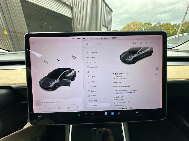 51422386 :رقم المزاد ، 5YJ3E1EB1JF119421 vin ، 2018 Tesla Model 3 مزاد بيع