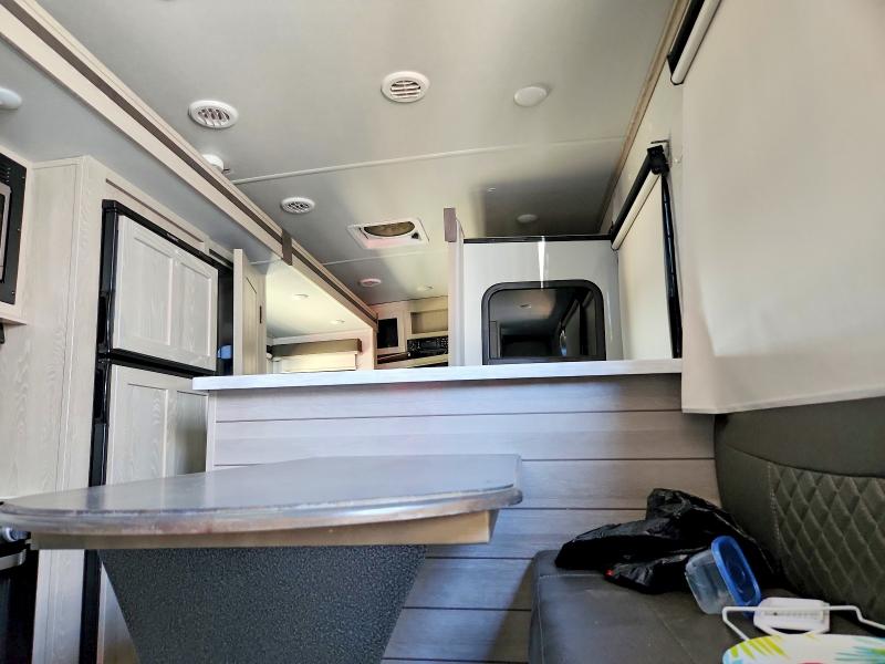 Продажа на аукционе авто 2021 Frrv Rockwood, vin: 4X4TRLZ27M1895019, номер лота: 51380436