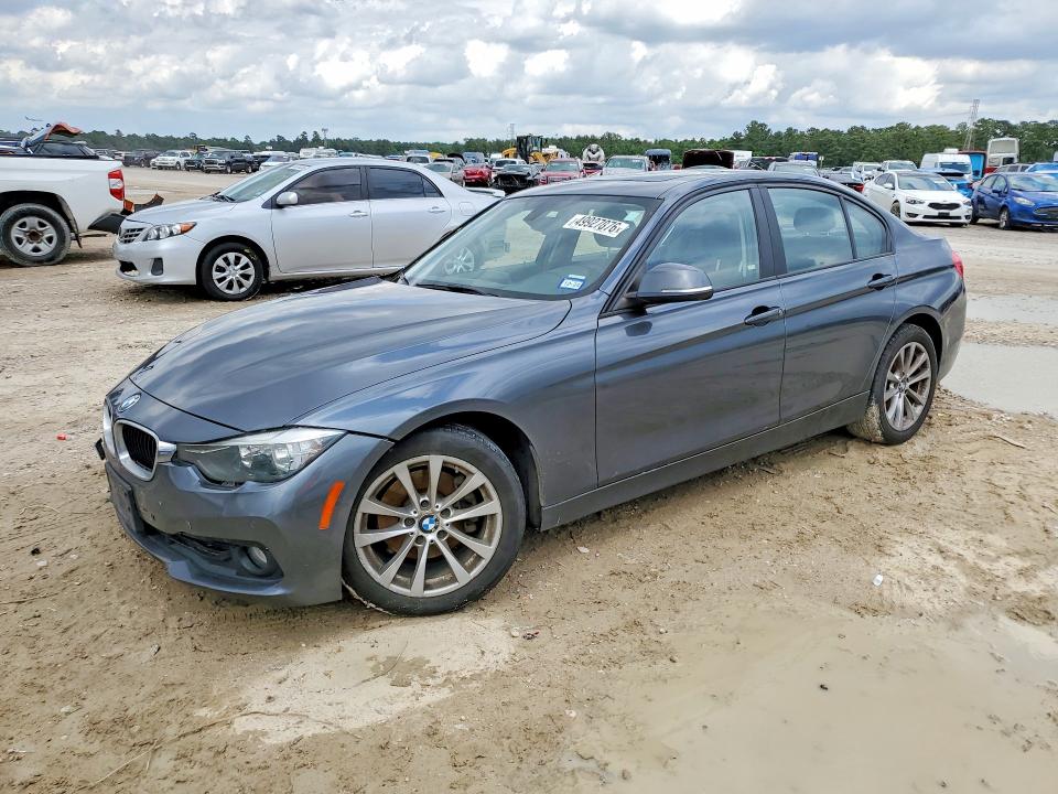 49927076 :رقم المزاد ، WBA8E1G3XHNU15476 vin ، 2017 Bmw 320 مزاد بيع