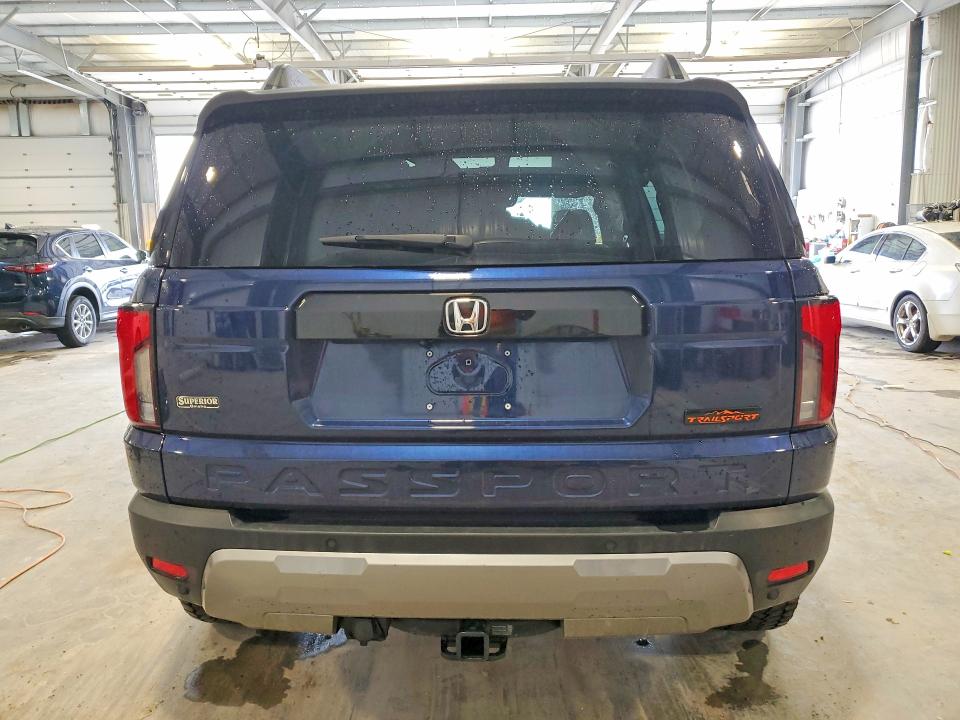 Продаж на аукціоні авто 2026 Honda Passport, vin: 5FNYF9H83TB030809, номер лоту: 48395756