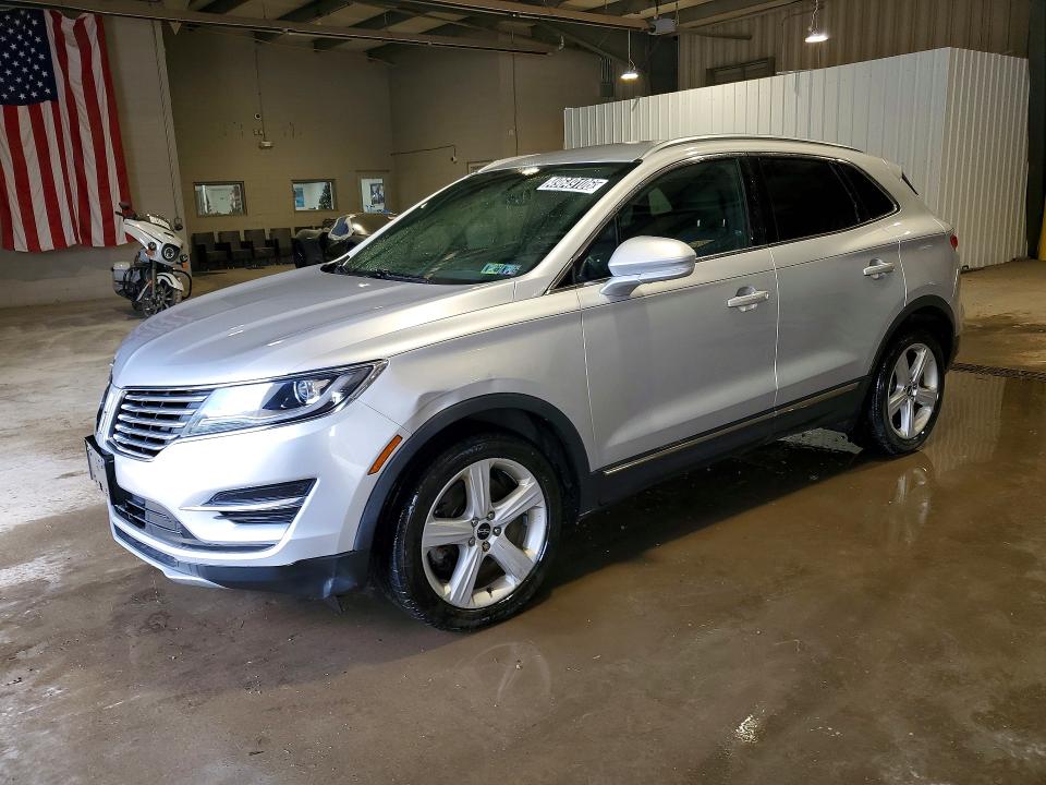51919586 :رقم المزاد ، 5LMCJ1D92HUL46671 vin ، 2017 Lincoln Mkc مزاد بيع
