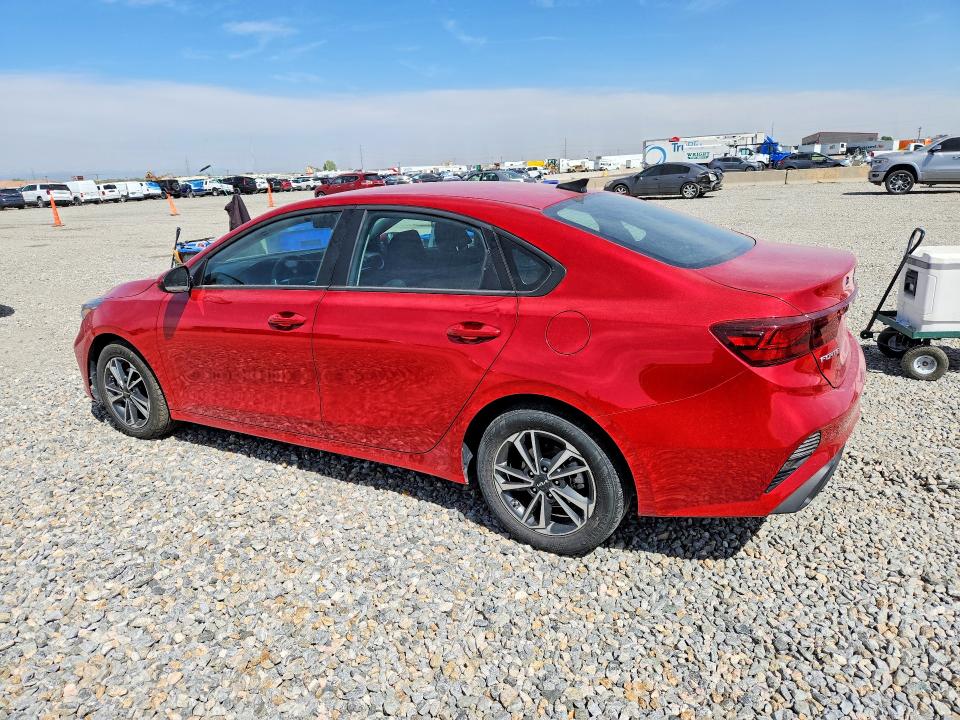 2024 Kia Forte მანქანა იყიდება აუქციონზე, vin: 3KPF24AD0RE819527, აუქციონის ნომერი: 50067186