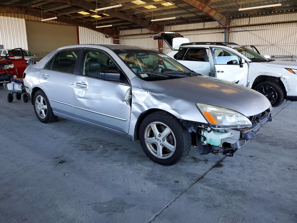 2003 Honda Accord მანქანა იყიდება აუქციონზე, vin: JHMCM566X3C076305, აუქციონის ნომერი: 49049786