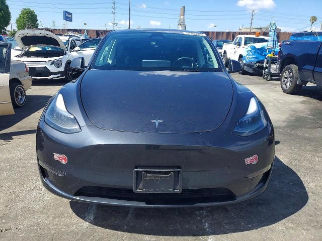 2025 Tesla Model Y მანქანა იყიდება აუქციონზე, vin: 7SAYGDED8SF250532, აუქციონის ნომერი: 50195506
