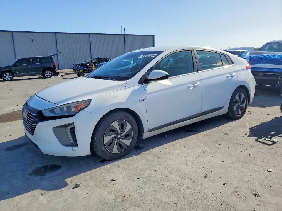 2019 Hyundai Ioniq Hybrid მანქანა იყიდება აუქციონზე, vin: KMHC75LC1KU105553, აუქციონის ნომერი: 49019826