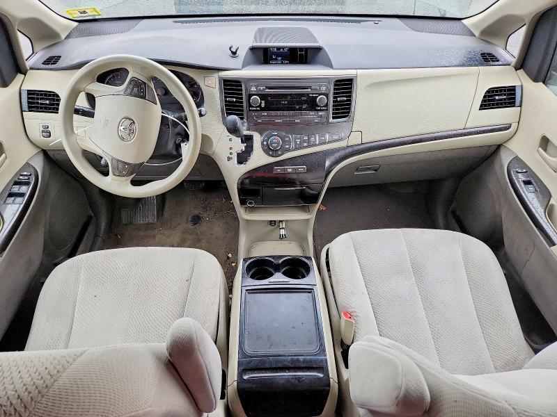 2013 Toyota Sienna მანქანა იყიდება აუქციონზე, vin: 5TDKK3DC6DS325912, აუქციონის ნომერი: 47442326