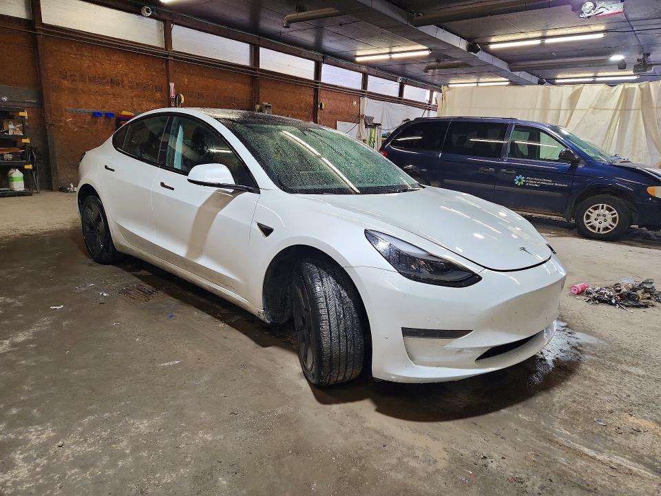 Продаж на аукціоні авто 2022 Tesla Model 3, vin: 5YJ3E1EA6NF235808, номер лоту: 48658746