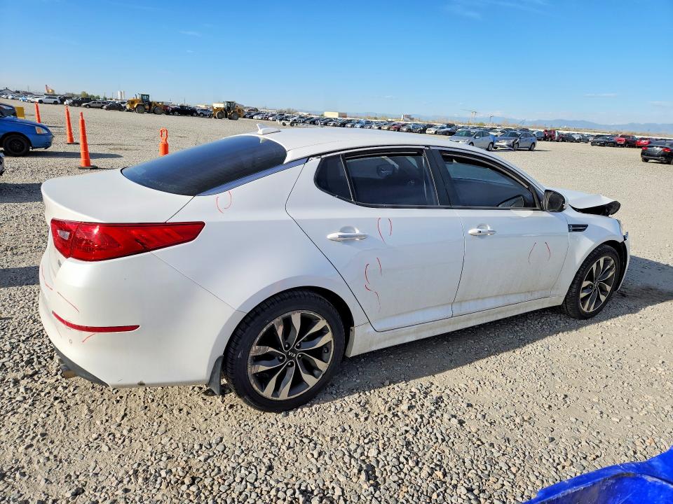 2015 Kia Optima მანქანა იყიდება აუქციონზე, vin: 5XXGR4A71FG474215, აუქციონის ნომერი: 48409266