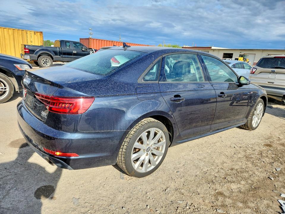 49543996 :رقم المزاد ، WAUDNAF4XJA231032 vin ، 2018 Audi A4 مزاد بيع