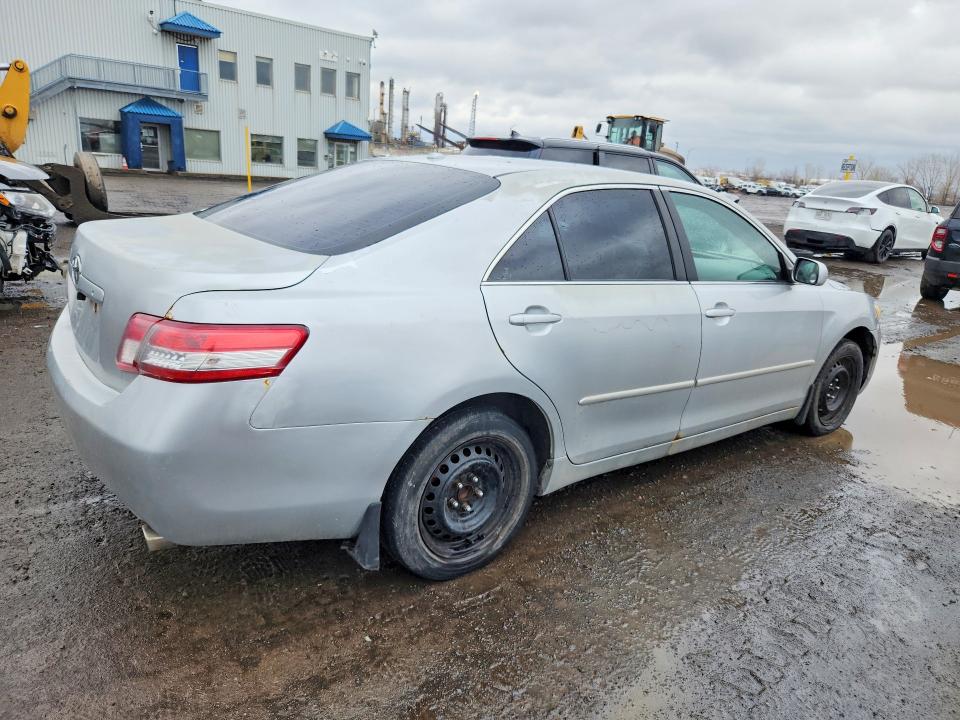 49460636 :رقم المزاد ، 4T1BF3EK5BU230577 vin ، 2011 Toyota Camry مزاد بيع