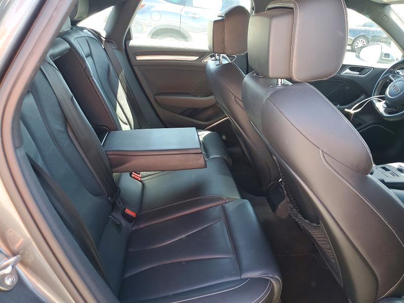 50656376 :رقم المزاد ، WAUBFGFF1F1073860 vin ، 2015 Audi S3 مزاد بيع