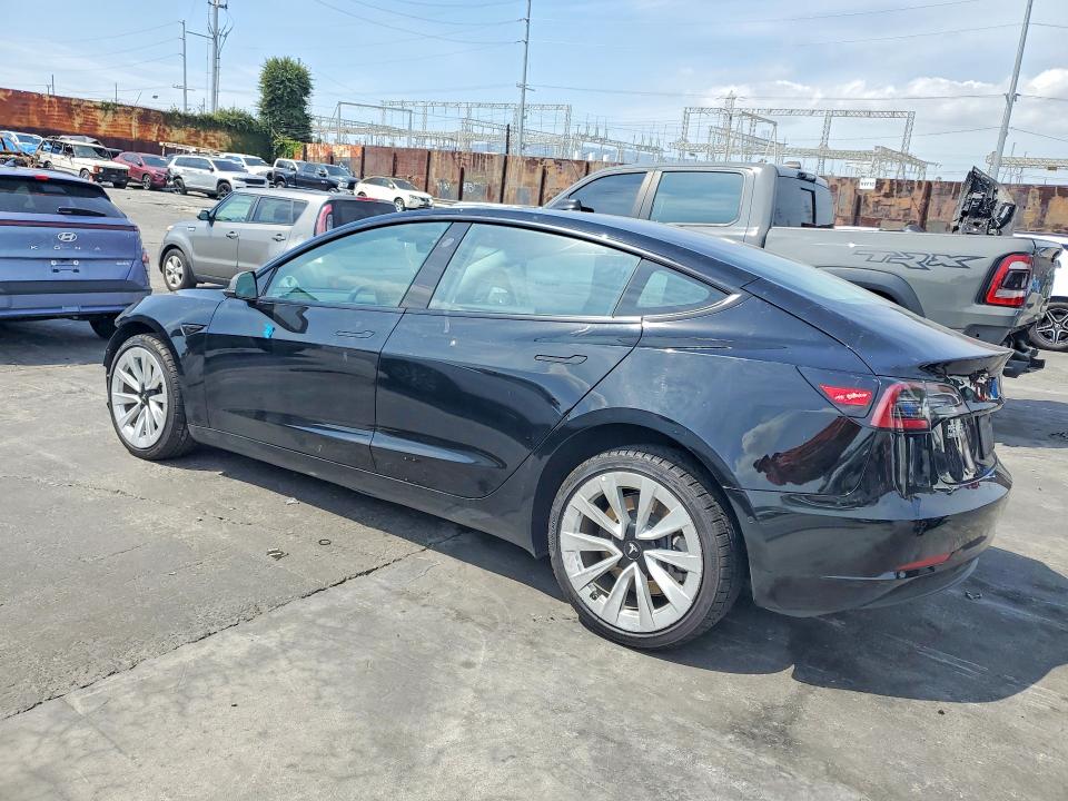49926086 :رقم المزاد ، 5YJ3E1EA8NF185669 vin ، 2022 Tesla Model 3 مزاد بيع