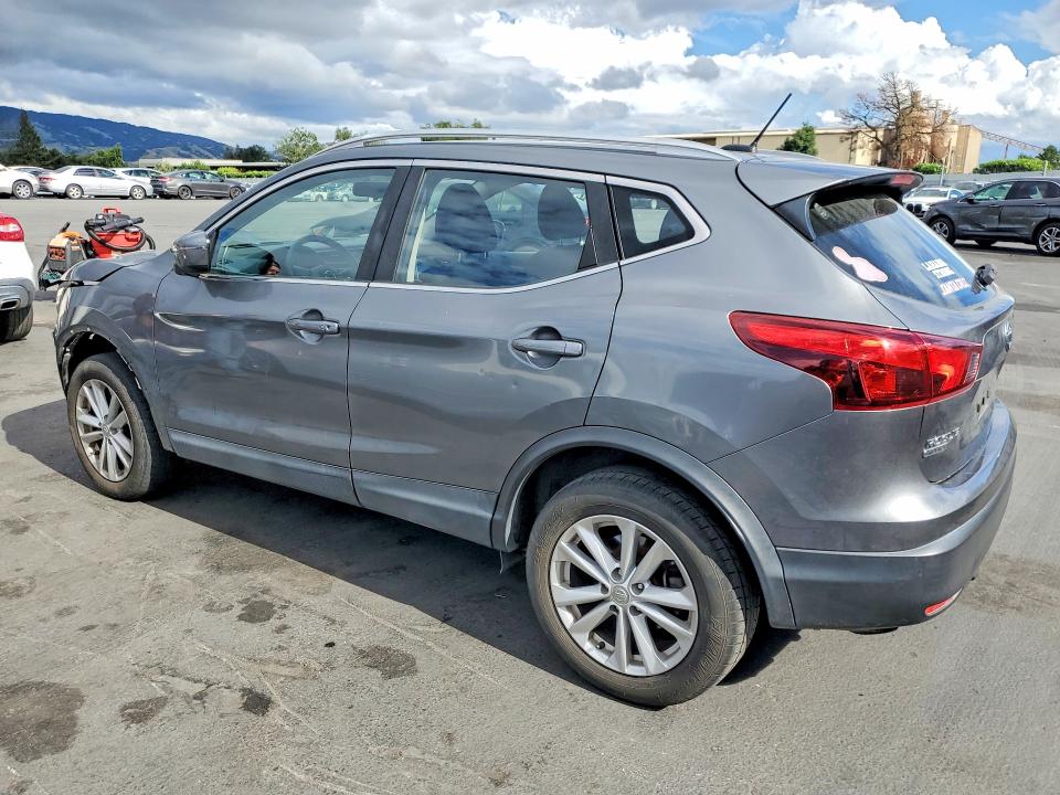 Продажа на аукционе авто 2018 Nissan Rogue Sport, vin: JN1BJ1CPXJW196664, номер лота: 49470306