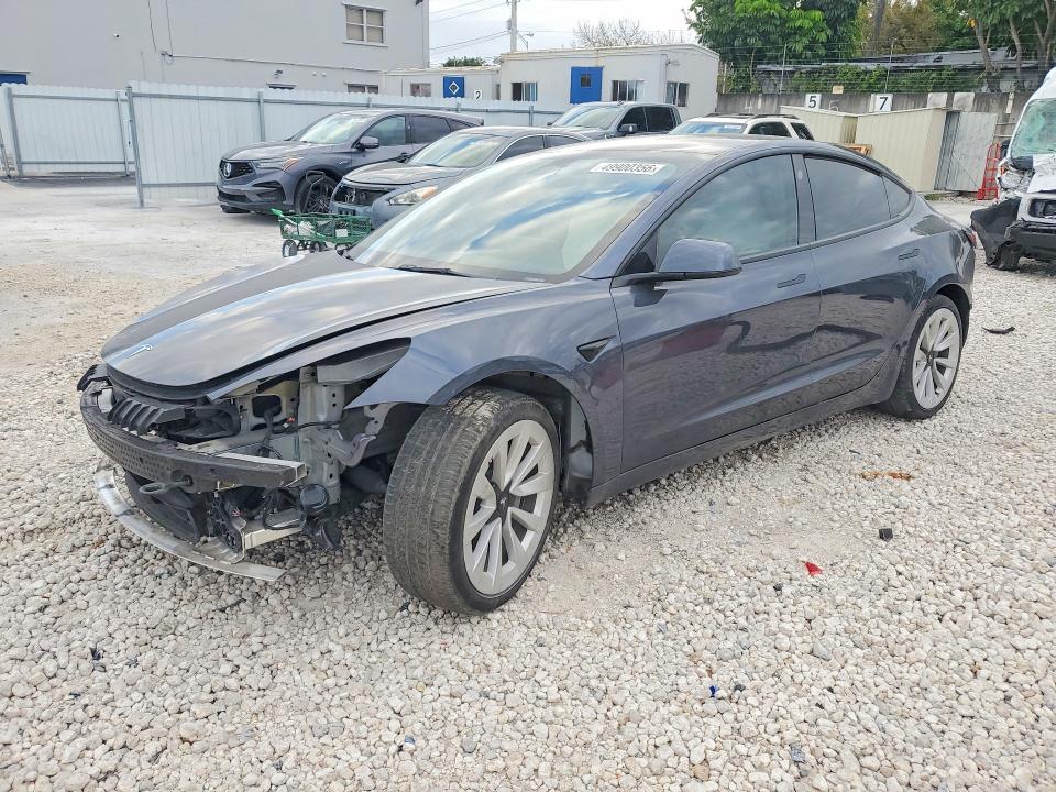 2022 Tesla Model 3 მანქანა იყიდება აუქციონზე, vin: 5YJ3E1EA7NF317711, აუქციონის ნომერი: 49900356