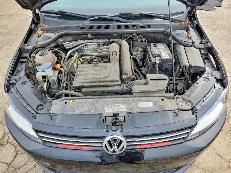 51645116 :رقم المزاد ، 3VW2B7AJ4HM270793 vin ، 2017 Volkswagen Jetta مزاد بيع