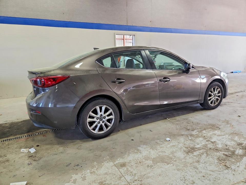 48357576 :رقم المزاد ، 3MZBM1W71FM176078 vin ، 2015 Mazda 3 مزاد بيع