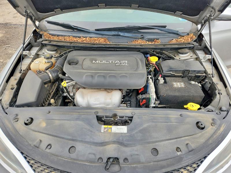 51411406 :رقم المزاد ، 1C3CCCAB7GN164661 vin ، 2016 Chrysler 200 مزاد بيع