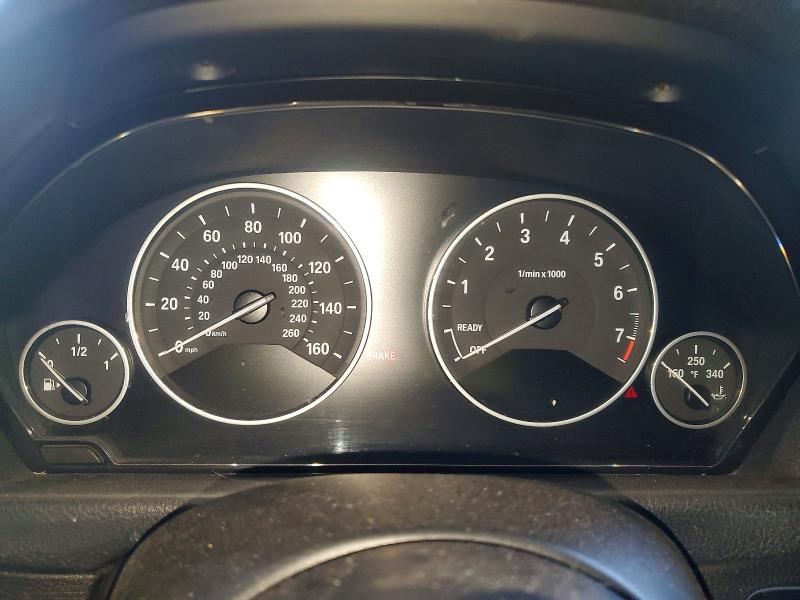 49202226 :رقم المزاد ، WBA3B1C5XFP830938 vin ، 2015 Bmw 320 مزاد بيع
