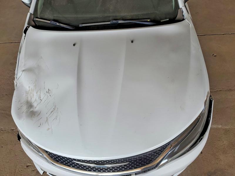 50643986 :رقم المزاد ، 1C3CCCCB3FN648418 vin ، 2015 Chrysler 200 مزاد بيع