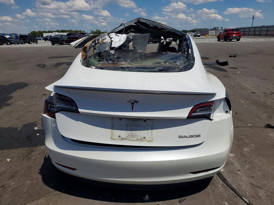 Продаж на аукціоні авто 2018 Tesla Model 3, vin: 5YJ3E1EB8JF106522, номер лоту: 51090496