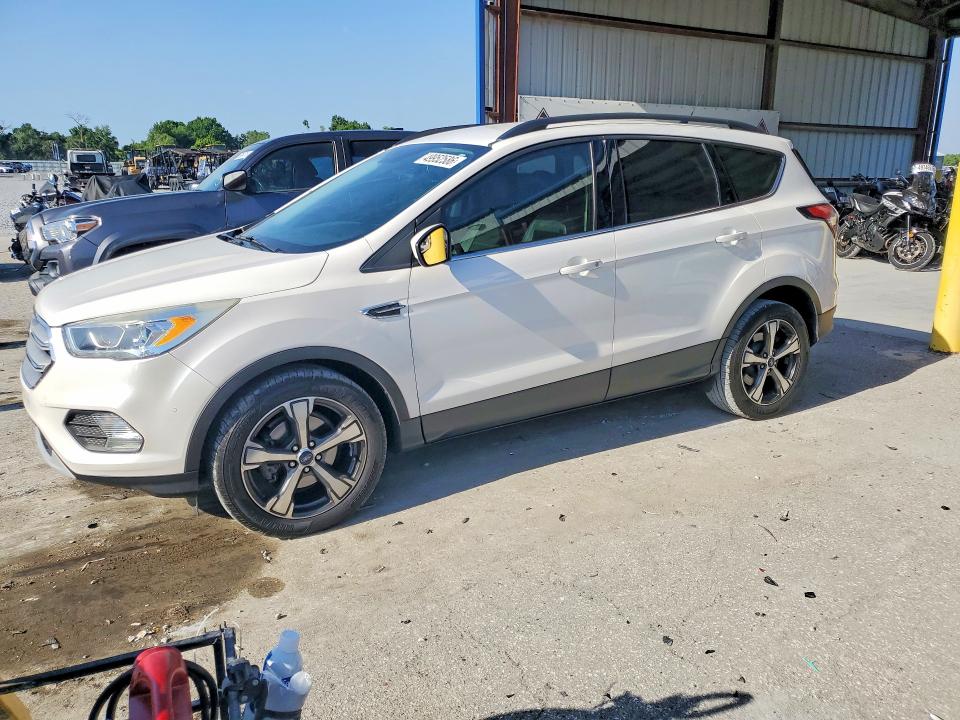 2018 Ford Escape მანქანა იყიდება აუქციონზე, vin: 1FMCU0HD8JUB79838, აუქციონის ნომერი: 49952586
