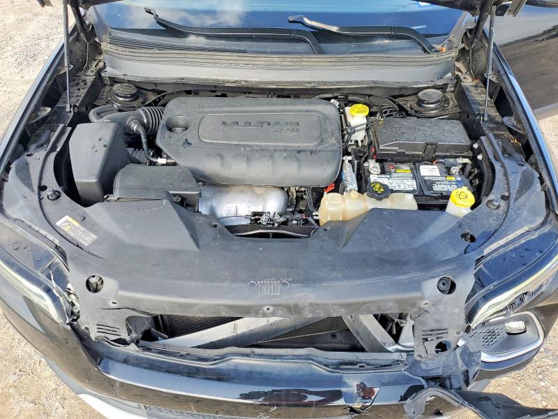 49265176 :رقم المزاد ، 1C4PJLDB9KD466157 vin ، 2019 Jeep Cherokee مزاد بيع