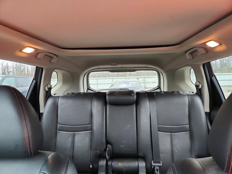 41630506 :رقم المزاد ، 5N1AT2MV5FC876689 vin ، 2015 Nissan Rogue مزاد بيع