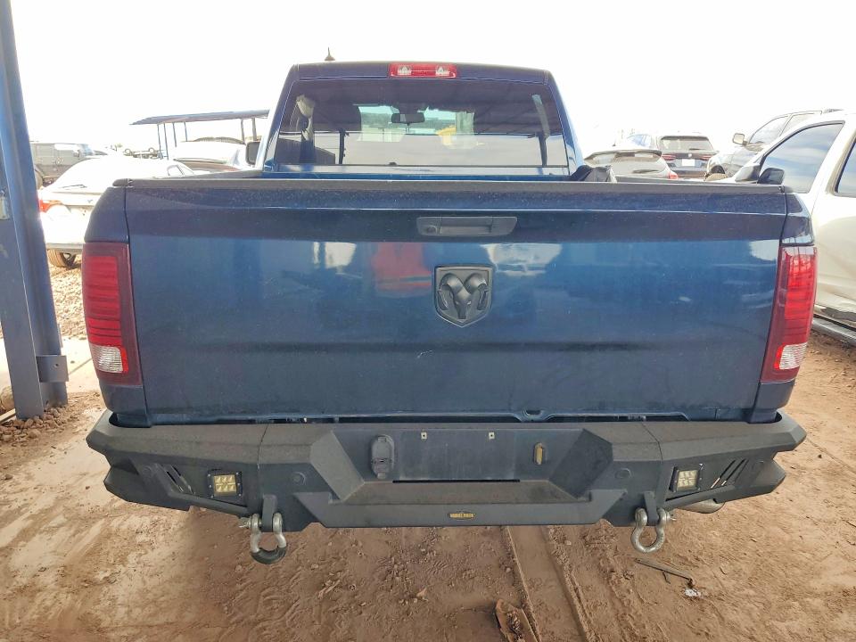 48520906 :رقم المزاد ، 1C6RR6GG1MS564065 vin ، 2021 Ram 1500 مزاد بيع
