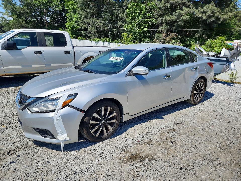 51243086 :رقم المزاد ، 1N4AL3AP3JC128439 vin ، 2018 Nissan Altima مزاد بيع