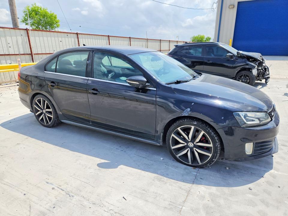 Продажа на аукционе авто 2014 Volkswagen Jetta, vin: 3VW4T7AJ3EM245563, номер лота: 49032526