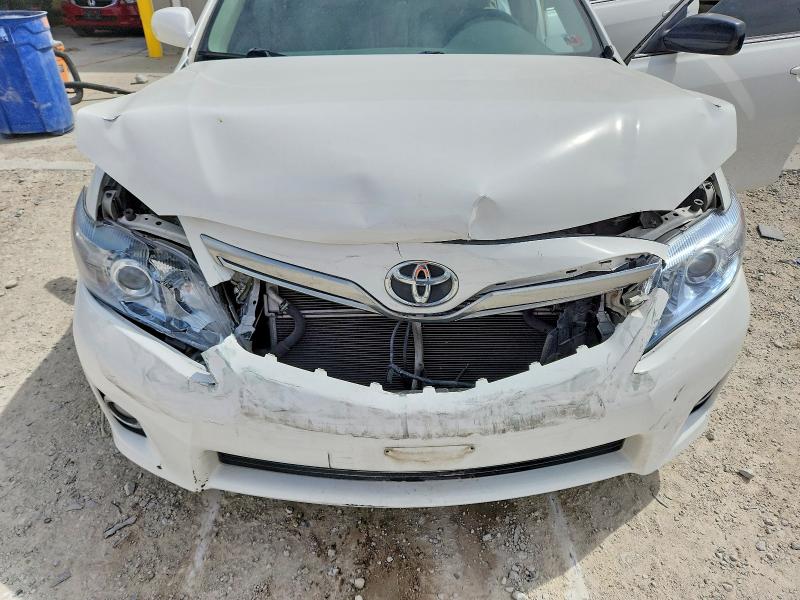 50308386 :رقم المزاد ، 4T1BB3EK4BU130272 vin ، 2011 Toyota Camry مزاد بيع