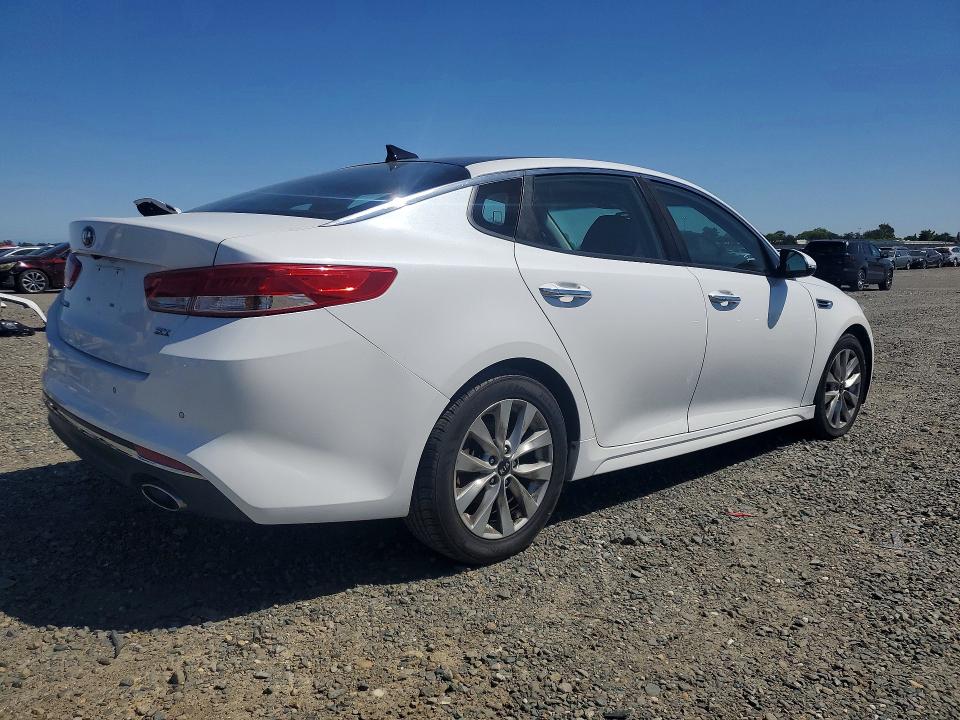 Продажа на аукционе авто 2016 Kia Optima, vin: 5XXGU4L36GG092272, номер лота: 50359376