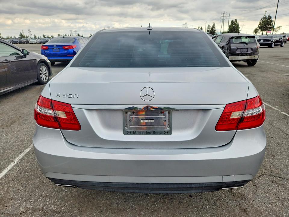 2010 Mercedes-benz E მანქანა იყიდება აუქციონზე, vin: WDDHF5GB1AA194304, აუქციონის ნომერი: 48466466