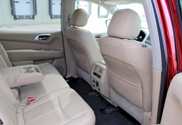 51203396 :رقم المزاد ، 5N1DR2DM6LC578652 vin ، 2020 Nissan Pathfinder مزاد بيع
