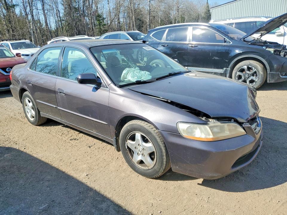 1998 Honda Accord მანქანა იყიდება აუქციონზე, vin: 1HGCG1655WA801318, აუქციონის ნომერი: 50462796