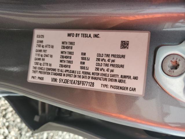 51041456 :رقم المزاد ، 5YJ3E1EA7SF977128 vin ، 2025 Tesla Model 3 مزاد بيع