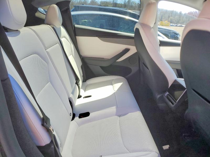 Продажа на аукционе авто 2026 Tesla Model Y, vin: 7SAYGDEE3TF336356, номер лота: 49311576