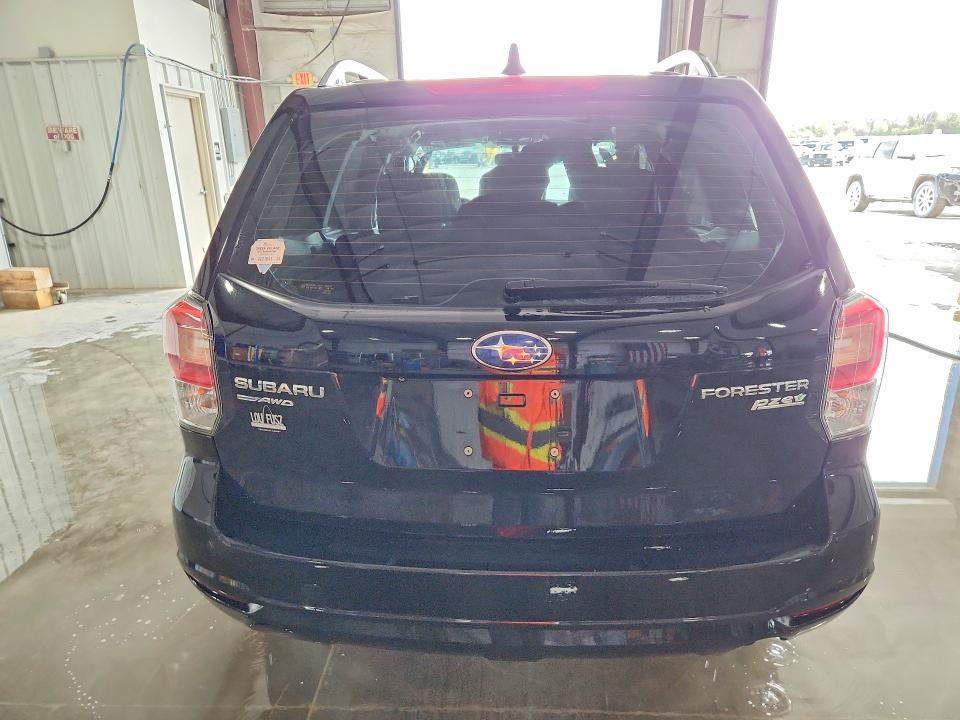 48813876 :رقم المزاد ، JF2SJABC9HH554011 vin ، 2017 Subaru Forester مزاد بيع
