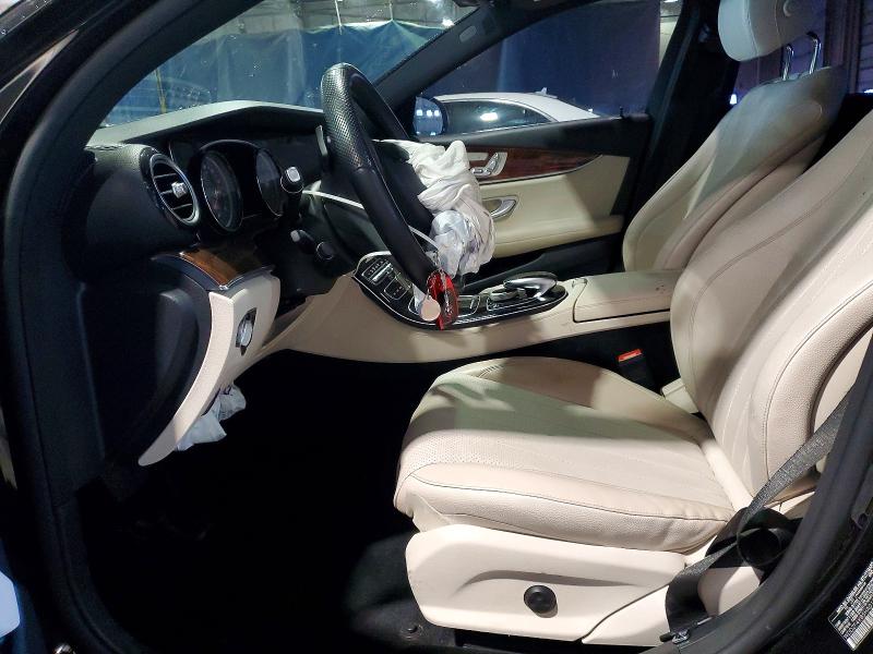 51648056 :رقم المزاد ، WDDZF4KB5HA011776 vin ، 2017 Mercedes-benz E مزاد بيع