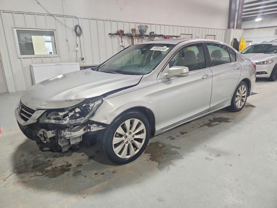Продажа на аукционе авто 2015 Honda Accord, vin: 1HGCR2F7XFA006198, номер лота: 50855546