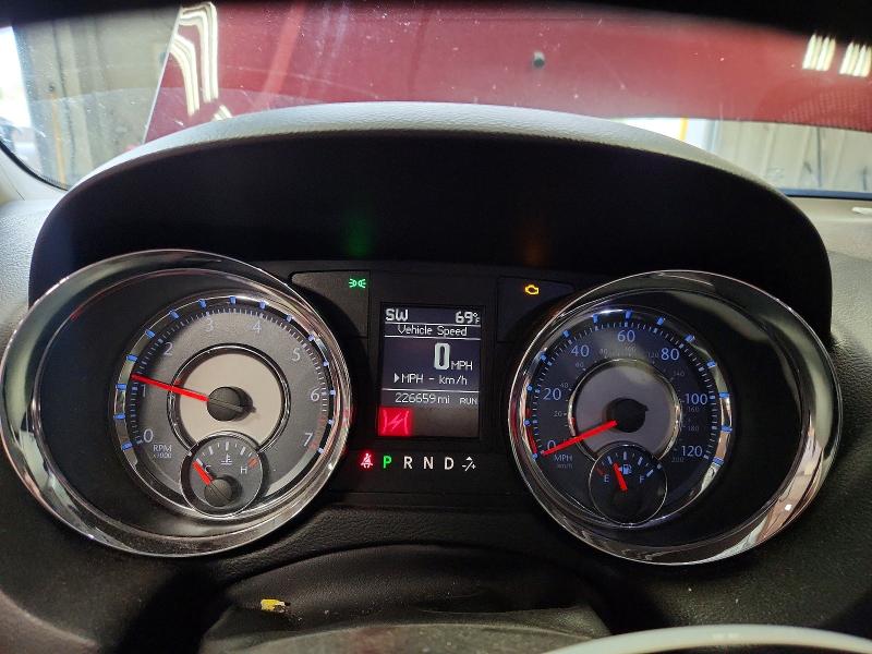 49926996 :رقم المزاد ، 2C4RC1BG6DR775123 vin ، 2013 Chrysler Town & Country مزاد بيع