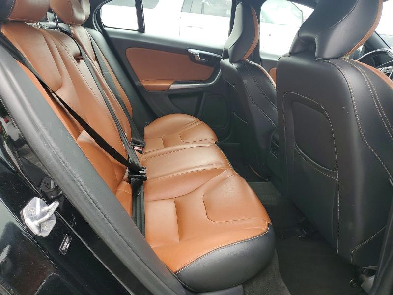 51155906 :رقم المزاد ، YV1612TM5F1359343 vin ، 2015 Volvo S60 مزاد بيع