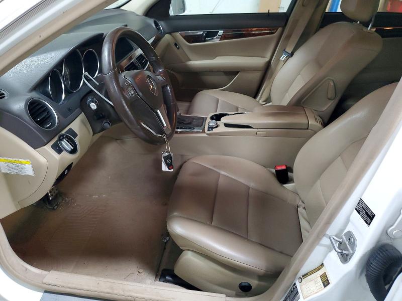 Продаж на аукціоні авто 2013 Mercedes-benz C, vin: WDDGF8AB5DR290996, номер лоту: 49572536