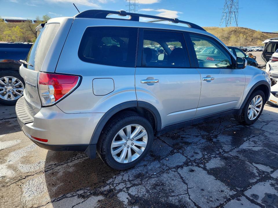 Продажа на аукционе авто 2011 Subaru Forester, vin: JF2SHADCXBH743251, номер лота: 49985276