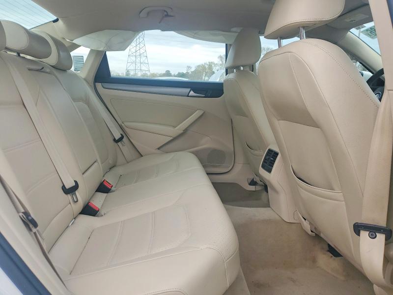 2014 Volkswagen Passat მანქანა იყიდება აუქციონზე, vin: 1VWBT7A33EC047401, აუქციონის ნომერი: 49510186